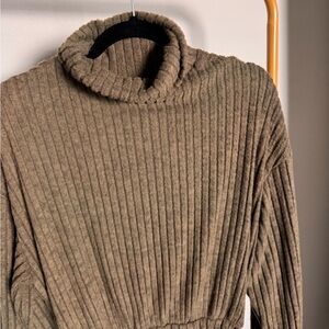 SHEIN Olive Long Sleeve Ribbed Dress